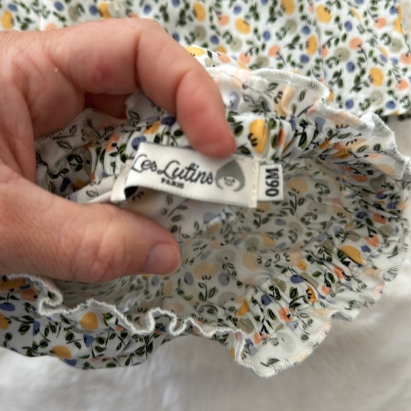 Paris floral diaper set - 6 month - Picture 3 of 4